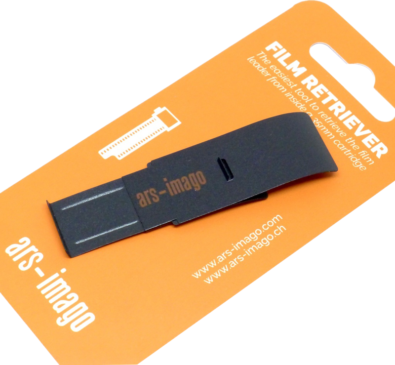 Film retriever black